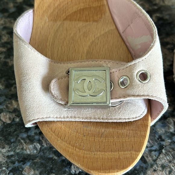 CHANEL WOODEN PLATFORM MULE CLOG SANDALS SIZE 35 - Picture 3 of 6